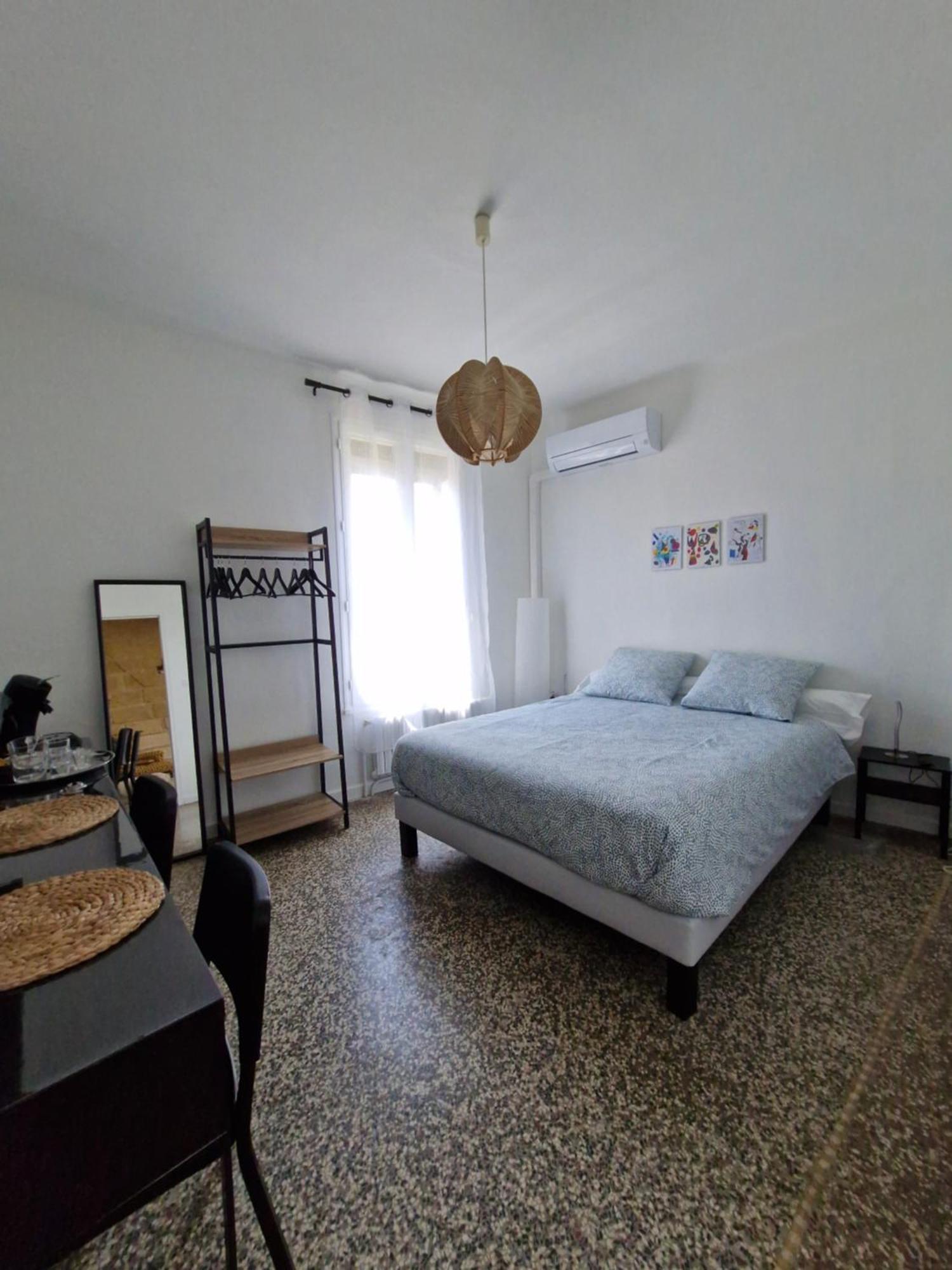 Chambre Sommières Extérieur photo